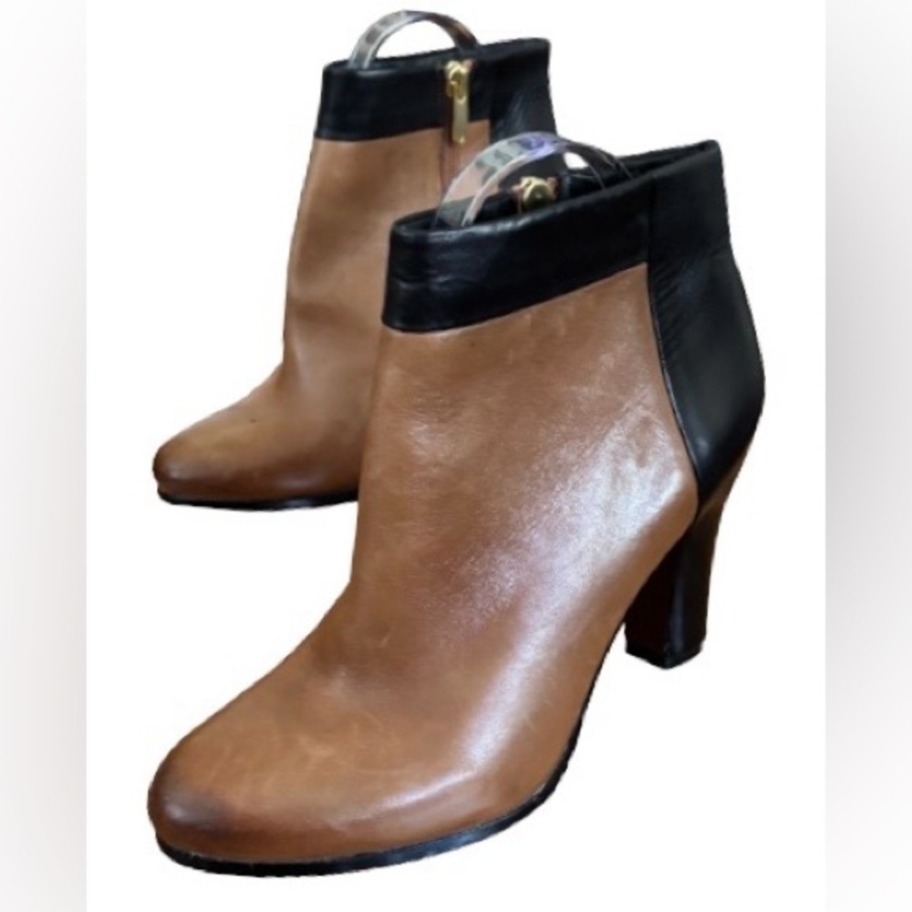 Sam Edelman Tan & Blk Two Tone Ankl Booties 7.5 old money preppy quiet luxury